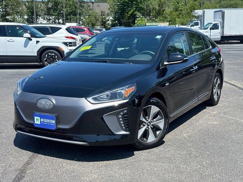 Used 2019 Hyundai Ioniq Limited FWD image 1