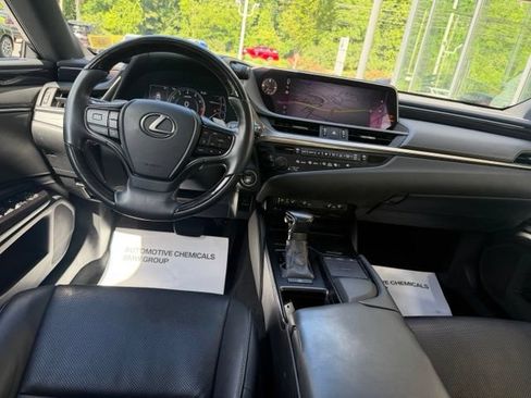 Used 2020 Lexus ES 350 w/ Premium Package FWD image 12