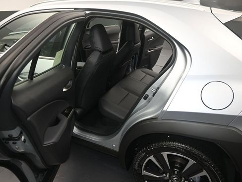 New 2026 Lexus UX 300h FWD image 12