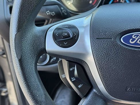 Used 2013 Ford Escape SE FWD image 10