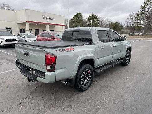 Used 2023 Toyota Tacoma TRD Sport image 8