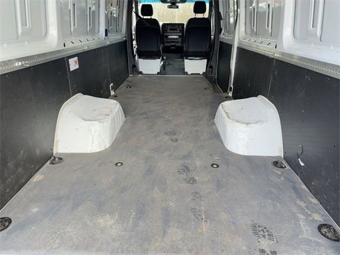 Used 2019 Mercedes-Benz Sprinter 170 image 26