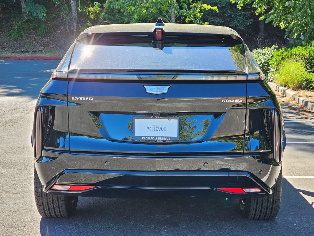 Certified 2026 Cadillac Lyriq Sport AWD/4WD image 4