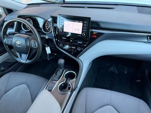 Used 2022 Toyota Camry LE FWD image 29