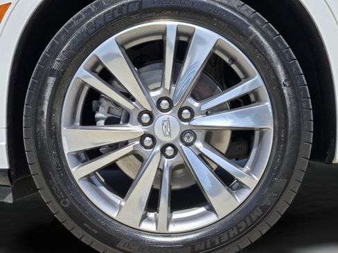 Used 2022 Cadillac XT6 Premium Luxury w/ Platinum Package FWD image 38