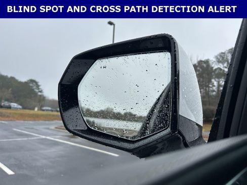 Used 2023 Cadillac Escalade ESV Sport Platinum w/ Heavy-Duty Trailer Package image 11