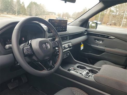 New 2026 Honda Pilot Sport image 14