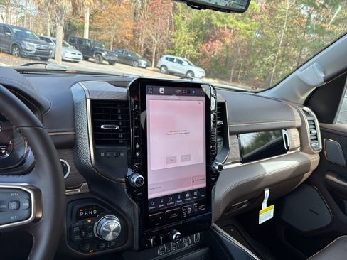 New 2026 RAM 1500 Limited w/ Off Road Group image 20