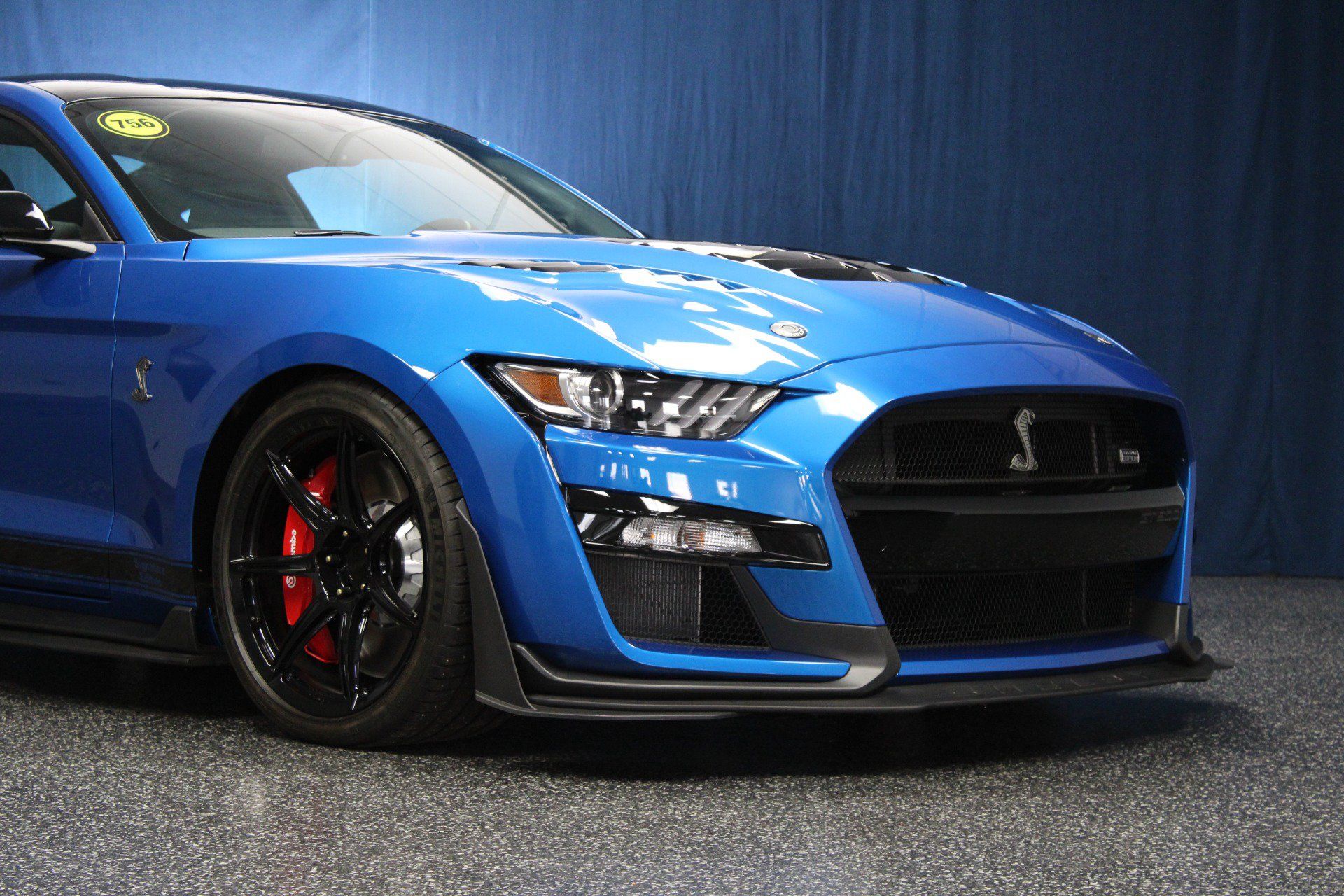 Used 2020 Ford Mustang Shelby GT500 w/ Technology Package RWD image 32