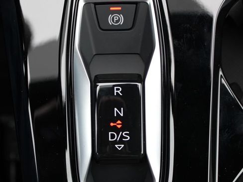 Used 2025 Audi Q5 Premium w/ Convenience Package AWD/4WD image 32