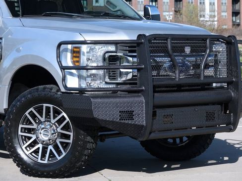 Used 2019 Ford F350 XLT w/ XLT Premium Package image 2