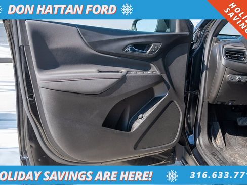 Used 2022 Chevrolet Equinox RS w/ LPO, Floor Liner Package image 14