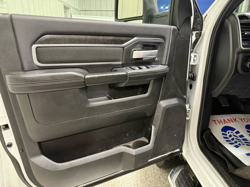 Used 2024 RAM 2500 Big Horn w/ Off Road Package image 9