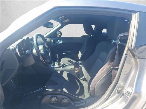 Used 2020 Nissan 370Z Coupe RWD image 15