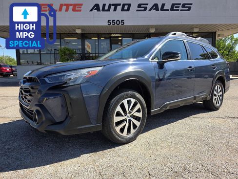 Used 2023 Subaru Outback Premium AWD/4WD image 1