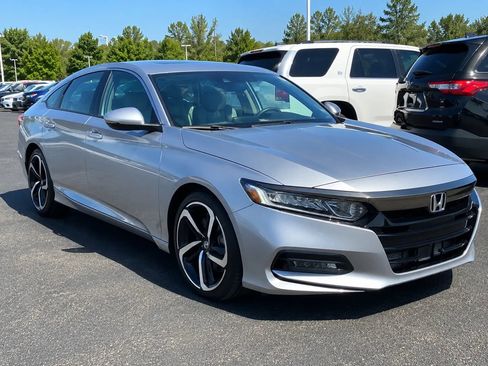 Used 2019 Honda Accord Sport image 1