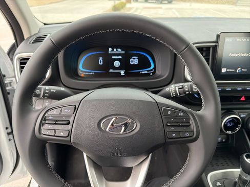 New 2026 Hyundai Venue SEL FWD image 21