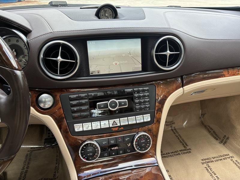 Used 2016 Mercedes-Benz SL 400 image 31