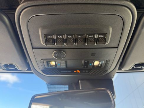 Used 2024 Ford Bronco Outer Banks AWD/4WD image 21