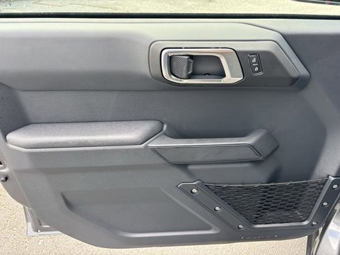New 2025 Ford Bronco 4-Door image 14