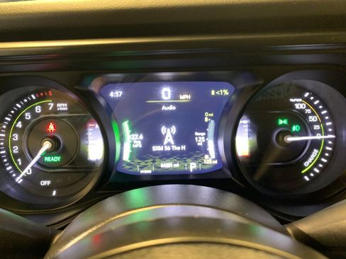 Used 2024 Jeep Wrangler Unlimited Rubicon 4xe w/ Convenience Group AWD/4WD image 22