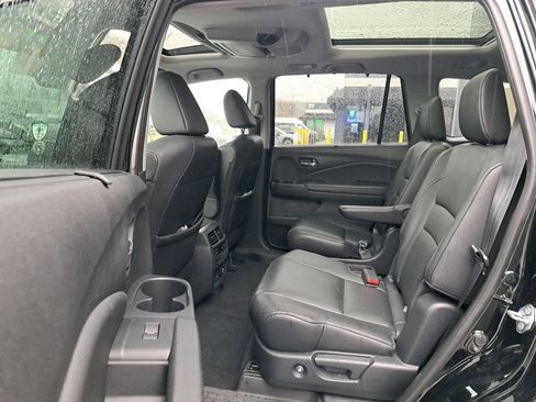 Used 2019 Honda Pilot Elite image 14