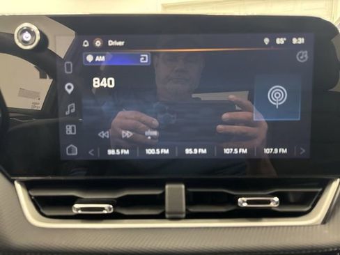 Used 2026 Chevrolet Equinox LT w/ Convenience Package II FWD image 16