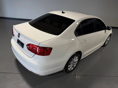 Used 2012 Volkswagen Jetta SE FWD image 38