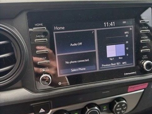 Used 2022 Toyota Tacoma SR w/ SR Convenience Package image 3