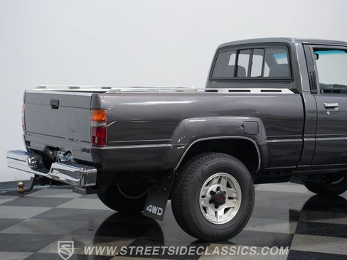 Used 1987 Toyota Pickup 4x4 Regular Cab image 26