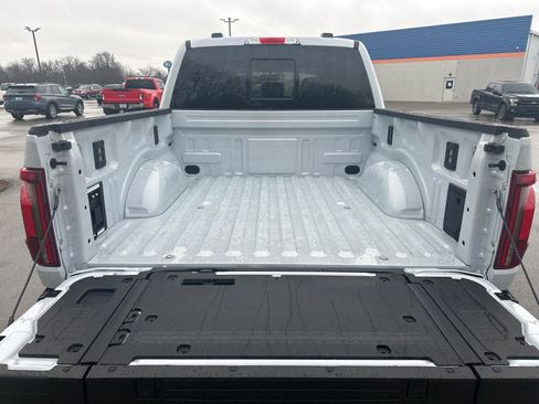 Used 2025 Ford F150 Lariat w/ Equipment Group 501A Mid image 18