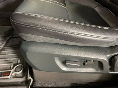 Used 2022 Ford Ranger Lariat w/ Equipment Group 501A High image 19