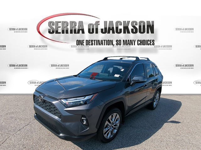 Used 2024 Toyota RAV4 XLE Premium w/ Weather Package FWD image 5