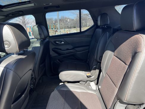 Used 2023 Chevrolet Traverse High Country w/ LPO, Floor Liner Package image 31