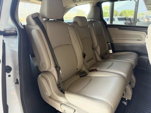 Used 2023 Honda Odyssey Touring image 19