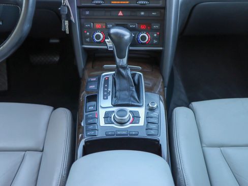 Used 2008 Audi S6 Sedan AWD/4WD image 44
