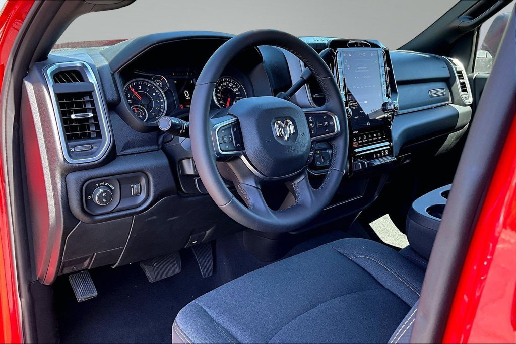 Certified 2026 RAM 2500 Big Horn AWD/4WD image 4