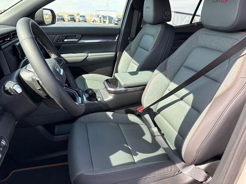 New 2026 GMC Terrain AT4 AWD/4WD image 16