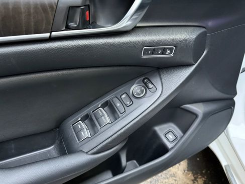 Used 2019 Honda Accord EX-L image 28