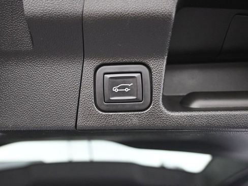 Used 2018 GMC Acadia SLT image 39