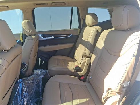 New 2025 Cadillac XT6 Premium Luxury w/ Platinum Package image 8