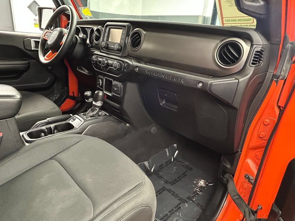 Used 2018 Jeep Wrangler Unlimited Sport AWD/4WD image 10