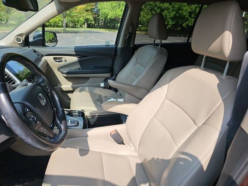 Used 2016 Honda Pilot Touring image 18