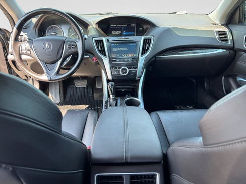 Used 2018 Acura TLX FWD image 14