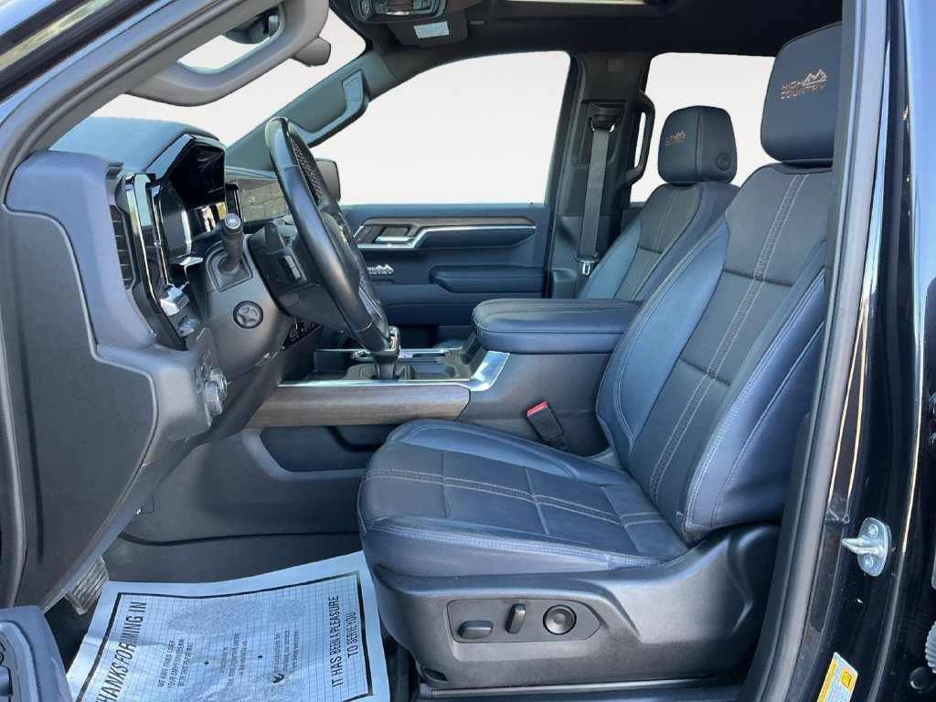 Certified 2023 Chevrolet Silverado 1500 High Country w/ High Country Premium Package AWD/4WD image 16