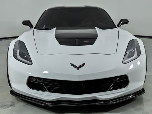 Used 2019 Chevrolet Corvette Z06 RWD image 4