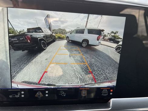 New 2025 GMC Sierra 2500 SLT w/ SLT Convenience Package image 27