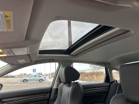 Used 2018 Honda Accord EX-L image 4