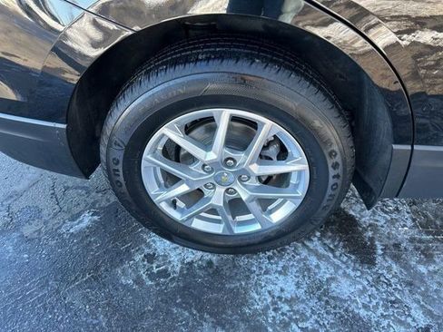 Used 2022 Chevrolet Equinox LS w/ LS Convenience Package image 45