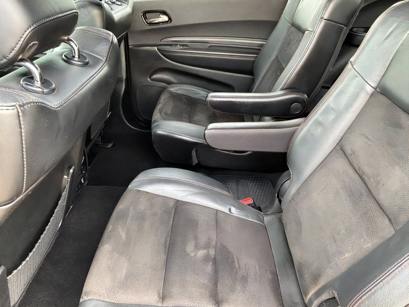 Used 2021 Dodge Durango R/T w/ Blacktop Package RWD image 29